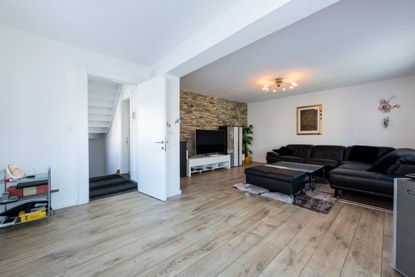 3.5-Zimmer-Einfamilienhaus mit Garten und Carport in Niederbipp 10