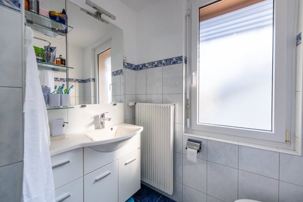 3.5-Zimmer-Einfamilienhaus mit Garten und Carport in Niederbipp 12