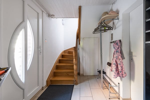 3.5-Zimmer-Einfamilienhaus mit Garten und Carport in Niederbipp 6