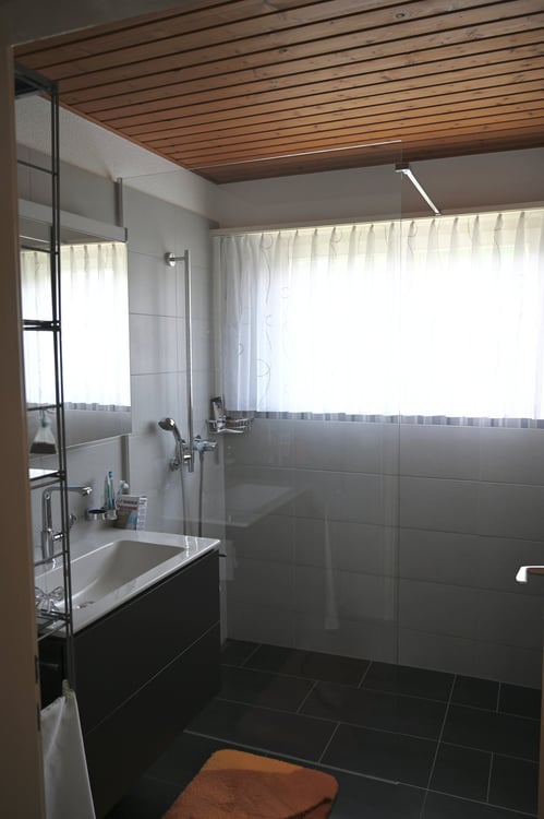 Freistehendes Zweifamilienhaus 2 Wohnu…