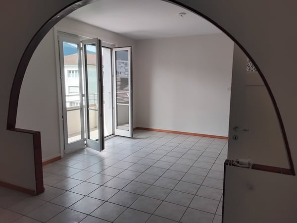 Appartement lumineux de 3.5 pièces avec balcon 3