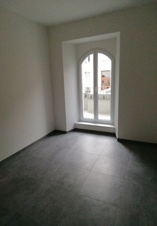 Appartement de 2,5 pièces à louer à Val-de-Travers 12