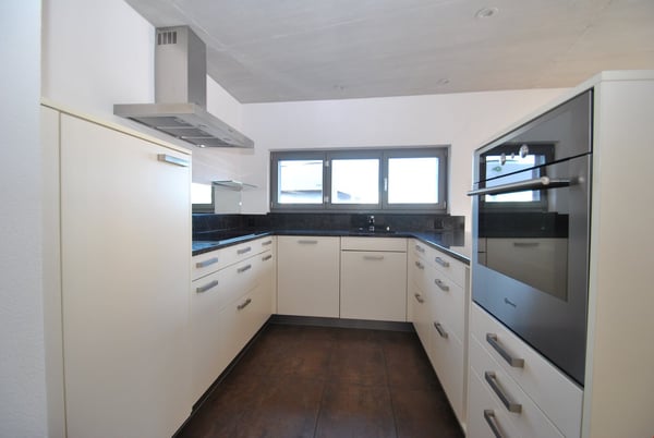 Wohnen Im rote Huus von Thun! 4