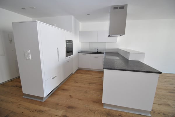 Moderne und helle 3.5-Zimmerwohnung in 3613 Steffisburg 1