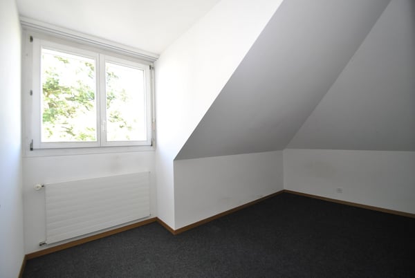 Befristetes Mietverhältnis | Helle 3.5-Zimmer-Dachwohnung in Zollikofen 8