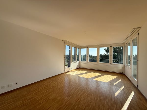 Befristetes Mietverhältnis | Helle 3.5-Zimmer-Dachwohnung in Zollikofen 2