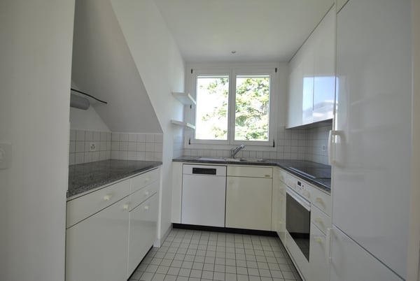 Befristetes Mietverhältnis | Helle 3.5-Zimmer-Dachwohnung in Zollikofen 5