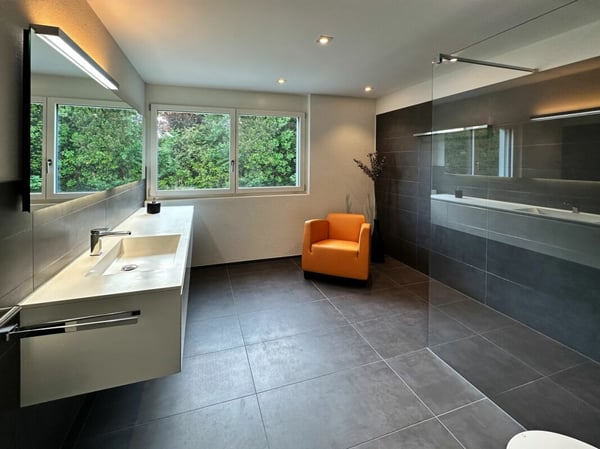 Unvergleichliche Terrassenwohnung mit See- und Alpensicht 11