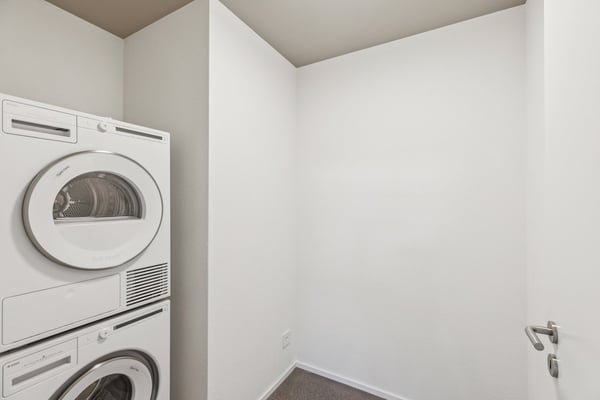 Moderne, helle 1.5-Zimmer-Wohnung im Eigentumsstandard in Suhr 8