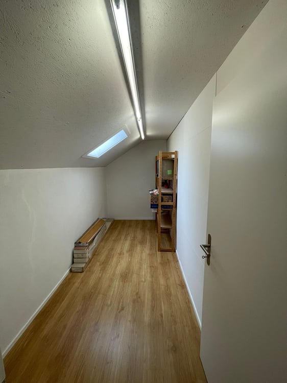 Grosszügige 1.5-Zimmer-Duplex-Wohnung in ruhiger Lage von Suhr 8