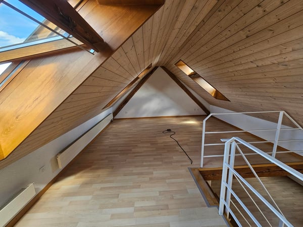 Einzigartige, klimatisierte 2-Zimmer-Dachwohnung zu vermieten 7