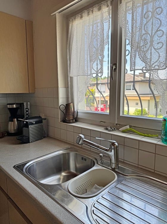 ...Ihr Familienglück mit Pool und grossem Garten... 7