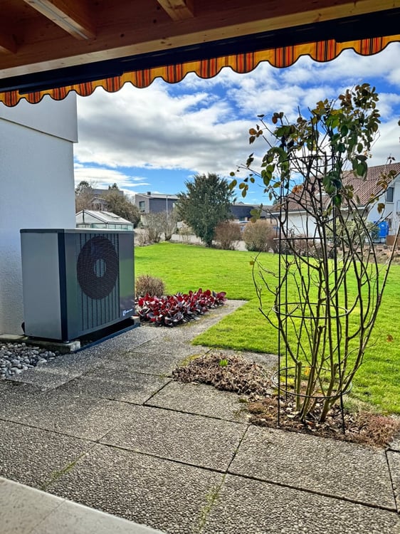 ...grosses Haus, herrlicher Garten, erweiterbar auf 7.3 Zimmer... 13