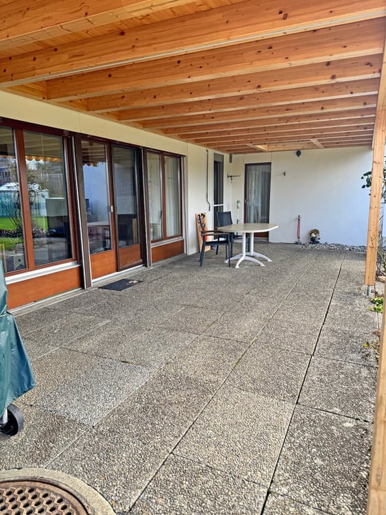 ...grosses Haus, herrlicher Garten, erweiterbar auf 7.3 Zimmer... 11