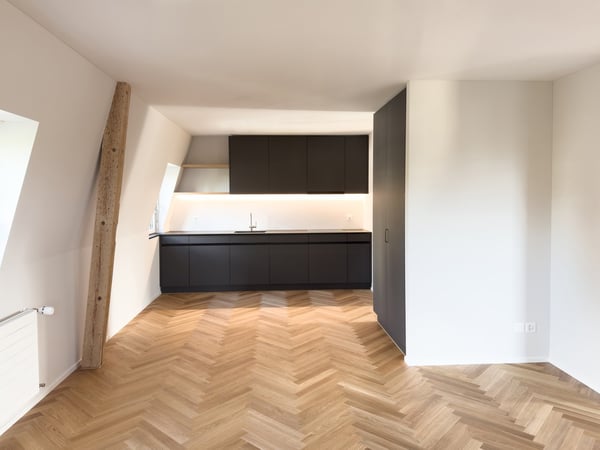 Zentrumnahes Wohnen: Frisch sanierte 3-Zimmerwohnung in Eschenbach 2