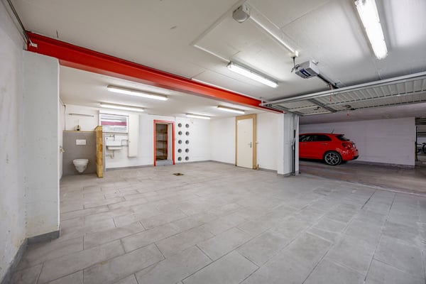 Grosse Garage an zentraler Lage in Visp 4