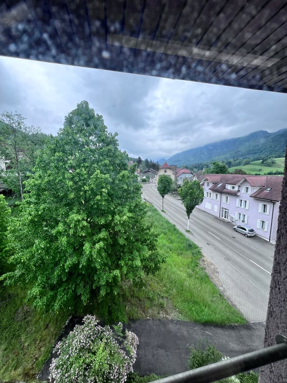 Bin i Gopfriedstutz ä Kiosk.. oder öppa ä Bank? Bin i äs Hotel oder ä Kasseschrank? 31