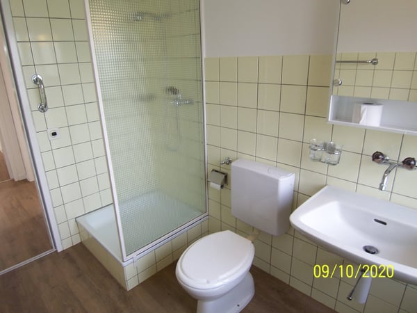 ***grüne Oase*** 1 1/1 - Zi-Wohnung im Grünen*** renoviert! *** 7