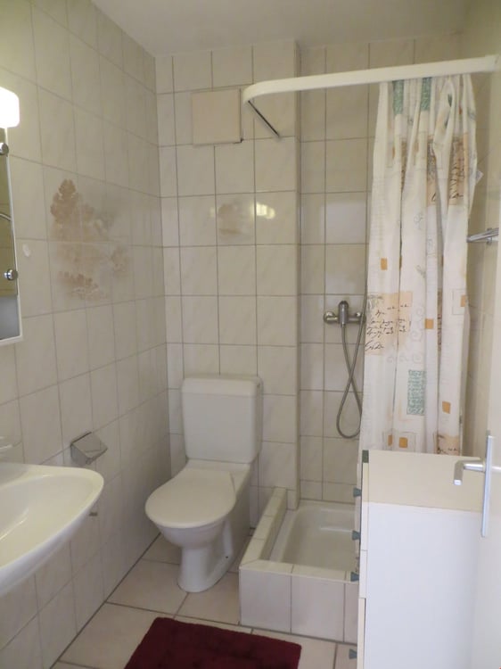 1.5-Zimmerwohnung mit Garten im Grünen u. eigener Waschküche 11