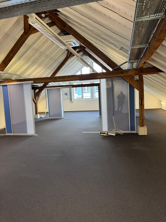 Moderne Bürofläche im Rhypark Schaffhausen 12