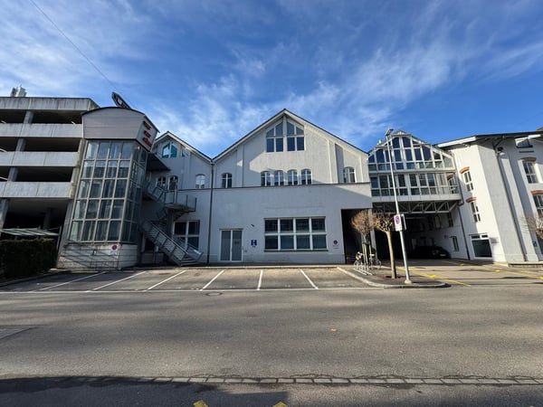 Moderne Bürofläche im Rhypark Schaffhausen 1