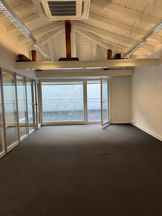 Moderne Bürofläche im Rhypark Schaffhausen 11