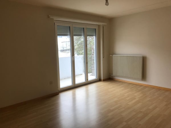 Eine sichere Anlage bestehend aus 9 Wohnungen mit Garagen & Balkone 14