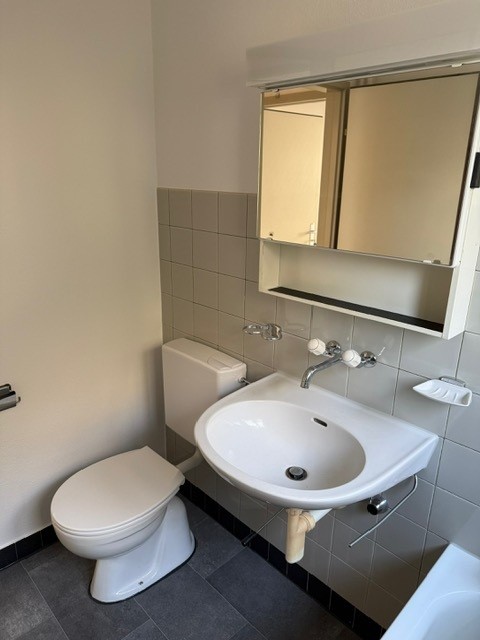 Charmante 1 1/2-Zimmerwohnung in ruhiger Lage von Bern 7