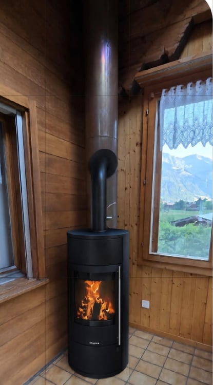 Grosszügige 4.5-Zimmer-Wohnung mit Wintergarten zur Miete in Kandergrund 14