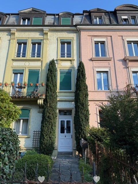 Moderne 2 1/2-Zimmerwohnung am Unterer Quai in Biel/Bienne 1