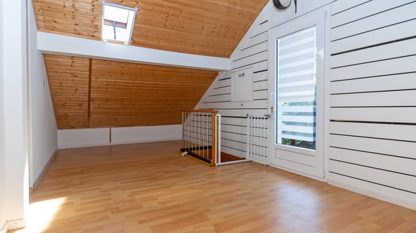 A VENDRE MAISON DE CHARME 1.5 PCES A GRONE 8