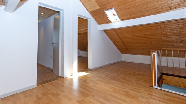 A VENDRE MAISON DE CHARME 1.5 PCES A GRONE 9