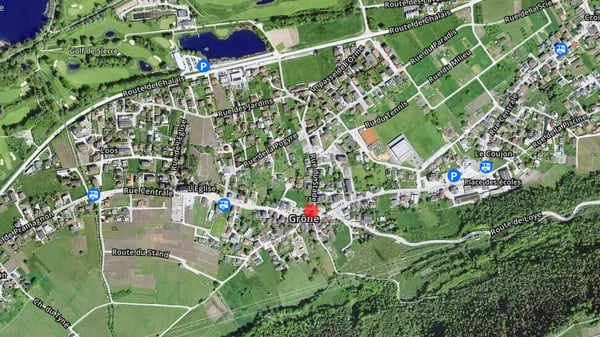 A VENDRE VILLA 1.5 PCES AVEC SOUS-SOL A GRONE 6