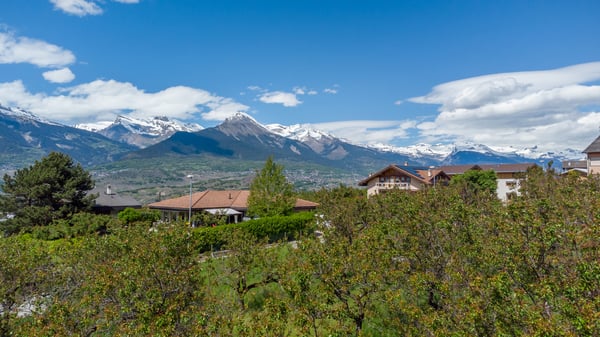 A VENDRE MAGNIFIQUE VILLA 1.5 PCES A PLAN-BAAR 3