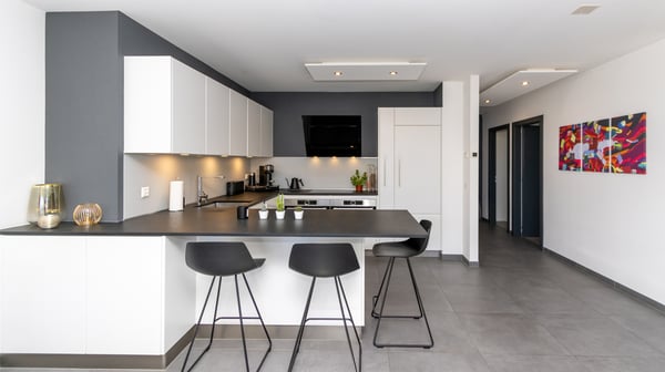 A VENDRE SPACIEUX APPARTEMENT 1.5 PCES A CONTHEY 4