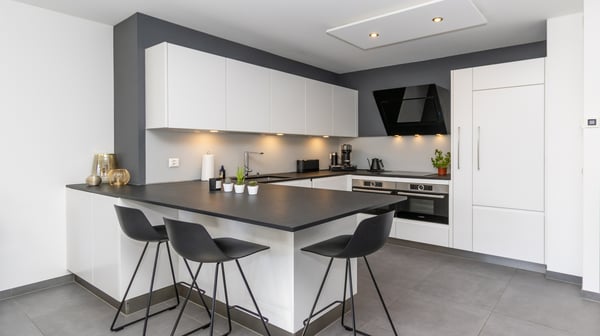 A VENDRE SPACIEUX APPARTEMENT 1.5 PCES A CONTHEY 3