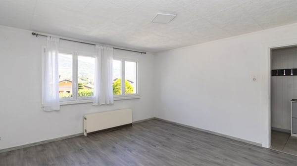 A VENDRE MAISON DE CHARME 1.5 PCES A GRONE 7