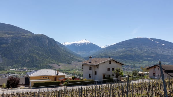 A VENDRE SPLENDIDE VILLA A AYENT 3