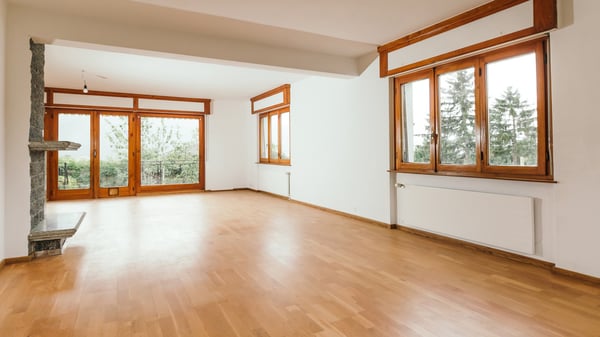 IMMEUBLE DE TROIS APPARTEMENTS A VEYRAS 2