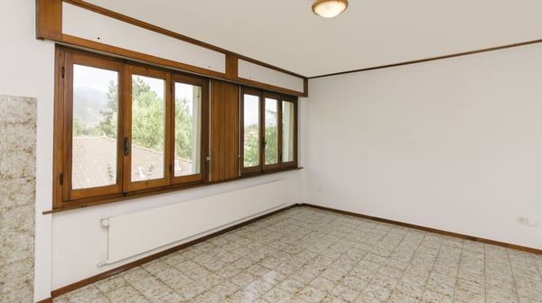 IMMEUBLE DE TROIS APPARTEMENTS A VEYRAS 8