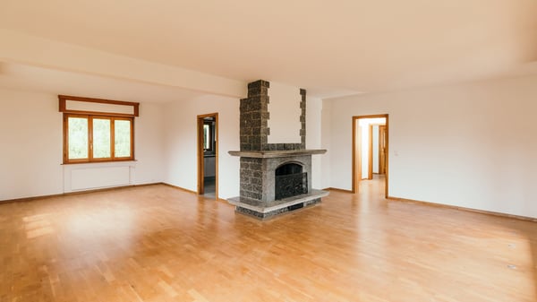 IMMEUBLE DE TROIS APPARTEMENTS A VEYRAS 3