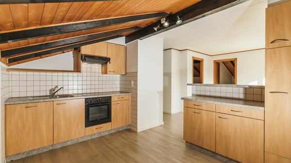 IMMEUBLE DE TROIS APPARTEMENTS A VEYRAS 13
