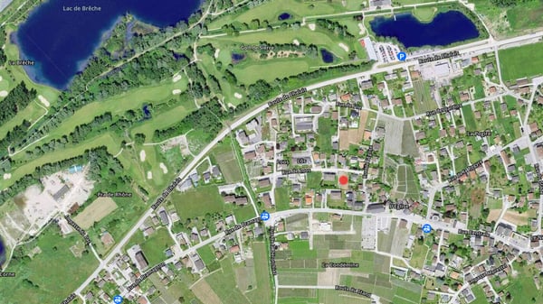 A VENDRE APPARTEMENT AVEC PELOUSE PRIVATIVE 2.5 PCES A GRONE 4