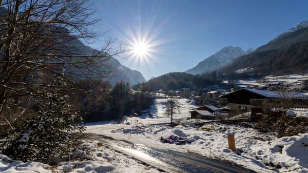 A VENDRE CHALET D'EXCEPTION 2.5 PCES A SALVAN 3