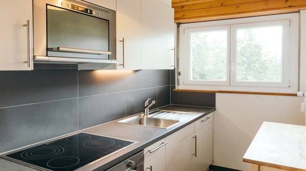A LOUER STUDIO MEUBLE A CRANS-MONTANA 4