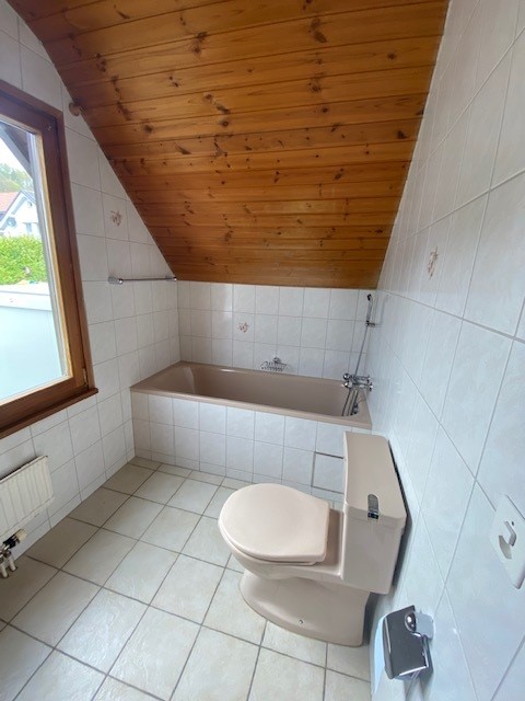 Charmantes Einfamilienhaus mit Pool in Hersberg – ab Oktober 2026 zu vermieten 10