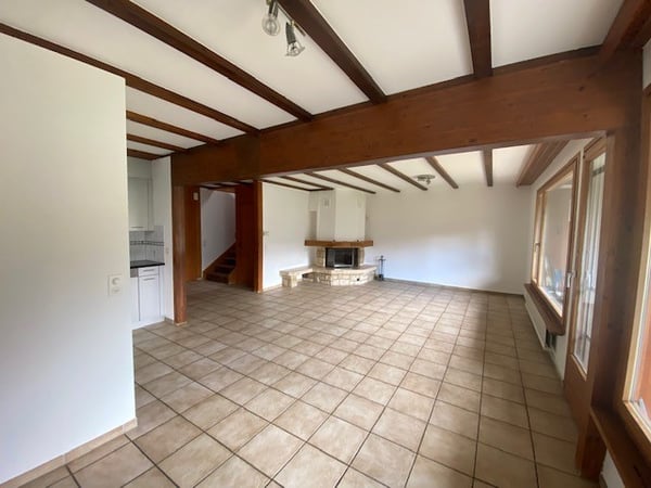 Charmantes Einfamilienhaus mit Pool in Hersberg – ab Oktober 2026 zu vermieten 3
