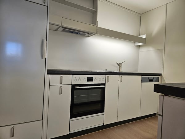 Exklusive 1.5-Zimmer-Attikawohnung mit grosser Terrasse und Bergblick in Bern 11