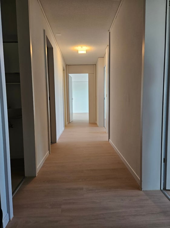 Exklusive 1.5-Zimmer-Attikawohnung mit grosser Terrasse und Bergblick in Bern 3