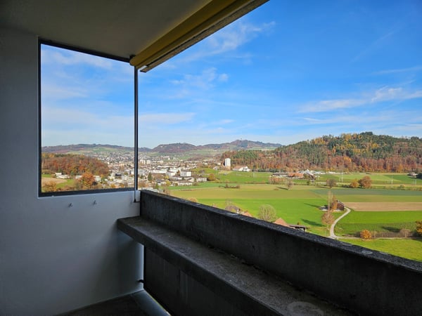 Exklusive 1.5-Zimmer-Attikawohnung mit grosser Terrasse und Bergblick in Bern 8